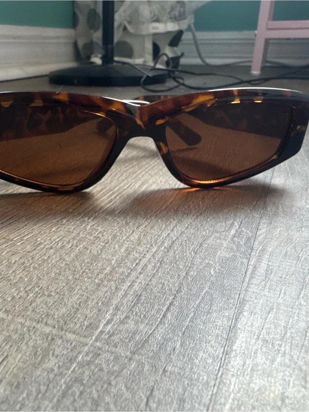 N/A stylish sunglasses